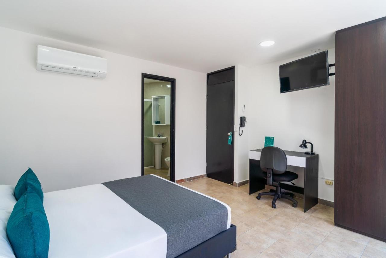 Ayenda Coliving La 78A Hotel Medellin Luaran gambar